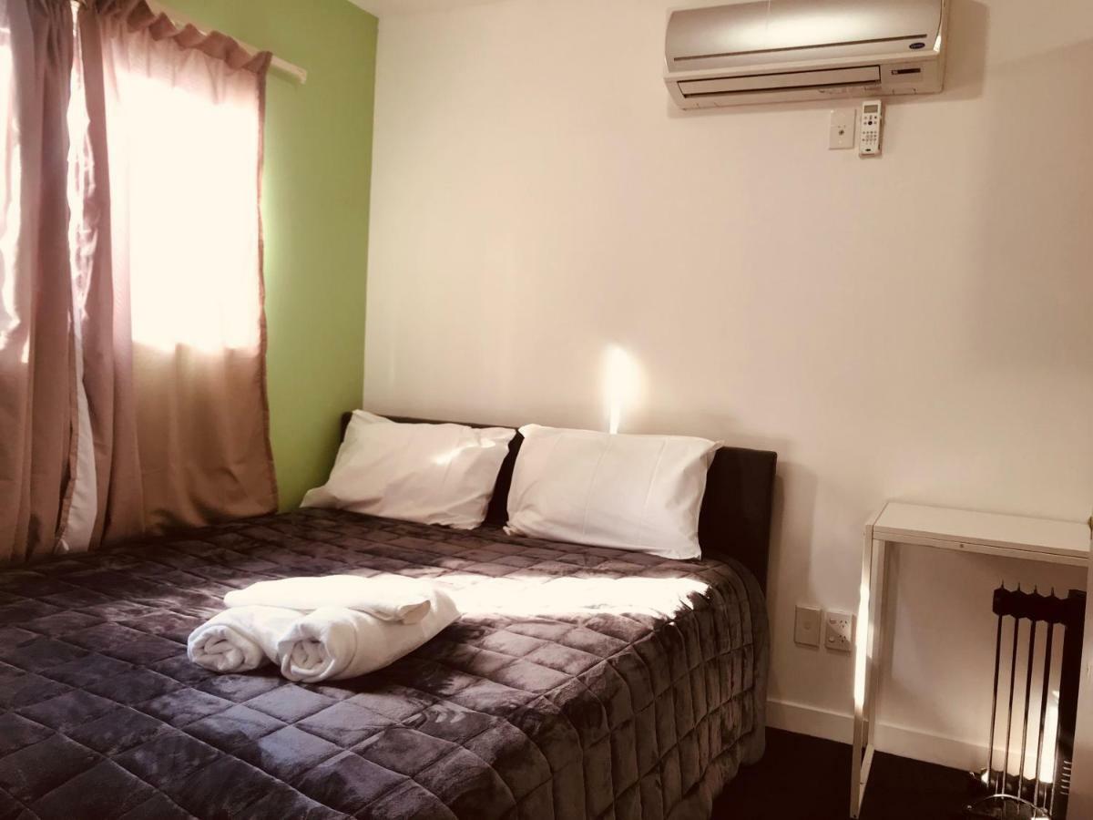 Red Rose Motel เทาโป ภายนอก รูปภาพ